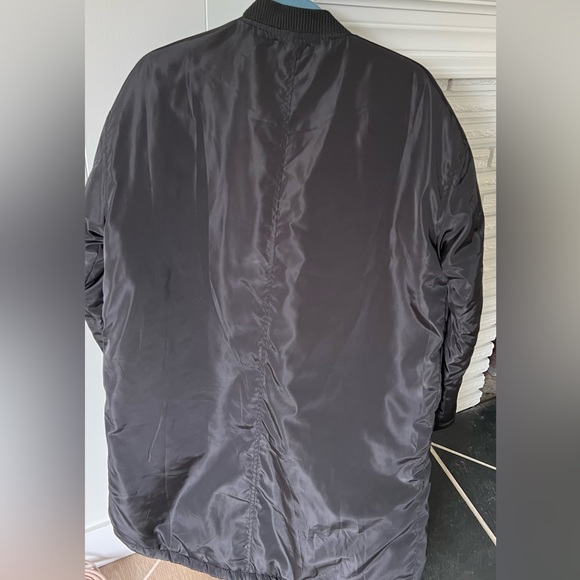Women’s long bomber jacket, black size large - Picture 5 of 6